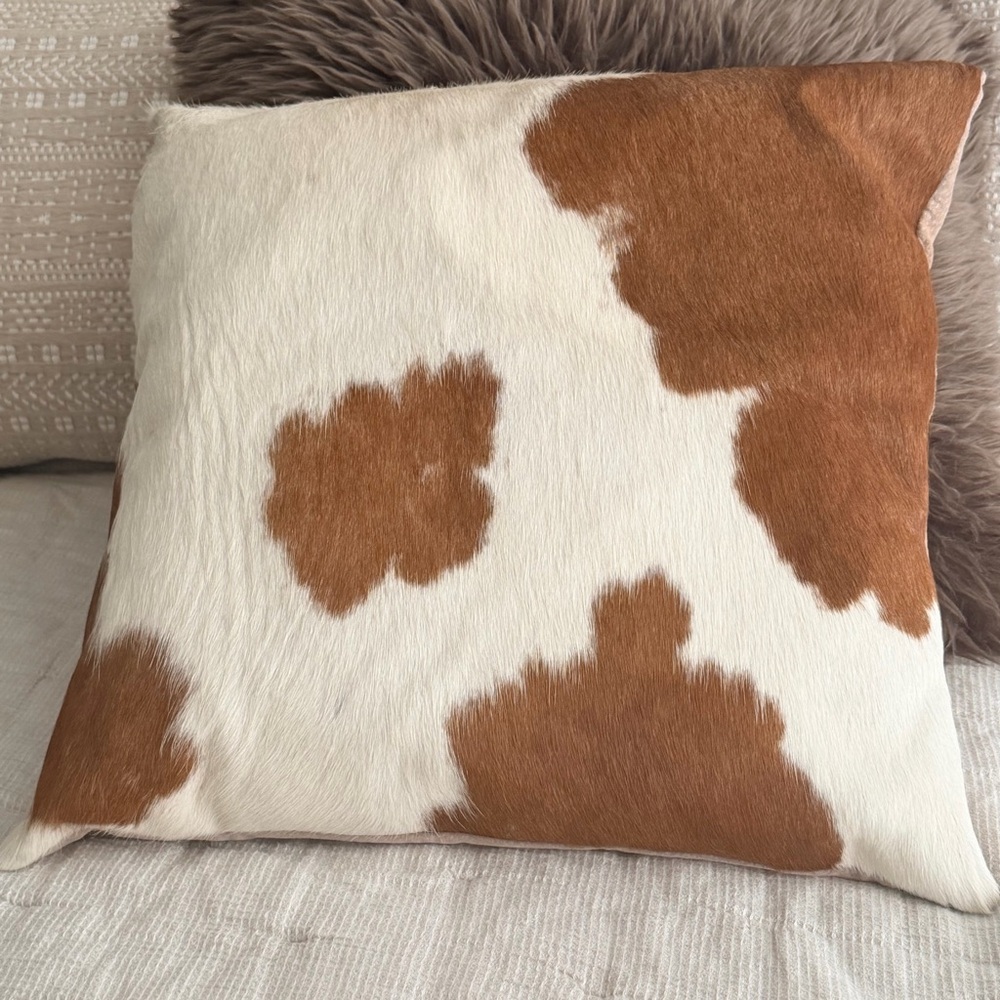 Cowhide Pattern Throw Pillow